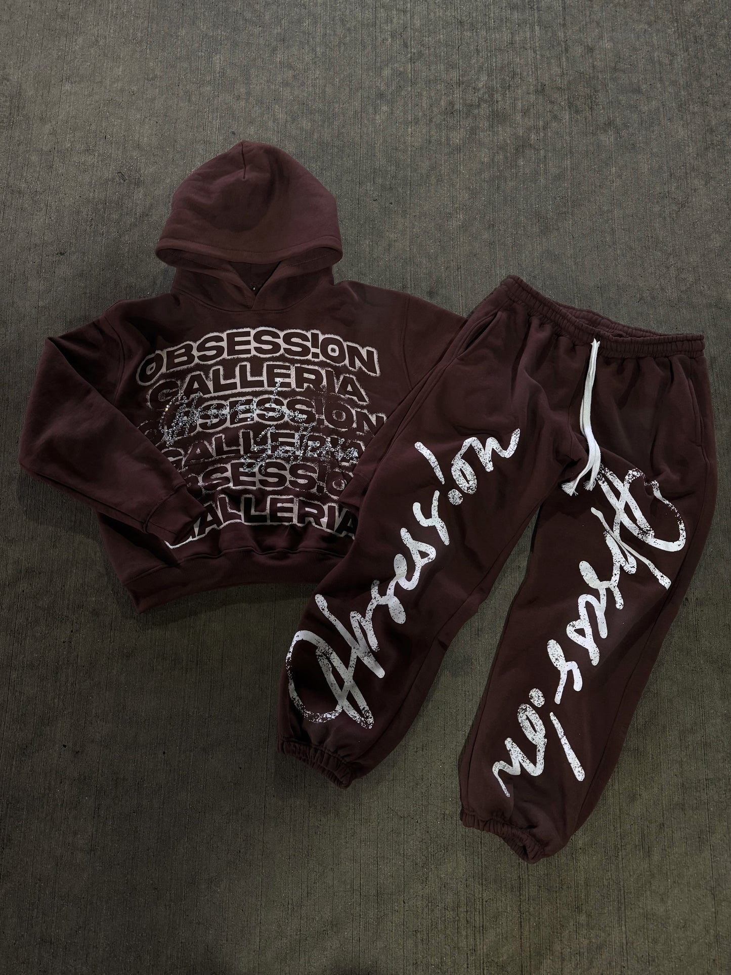 STATEMENT sweatsuit “Mocha Brown”