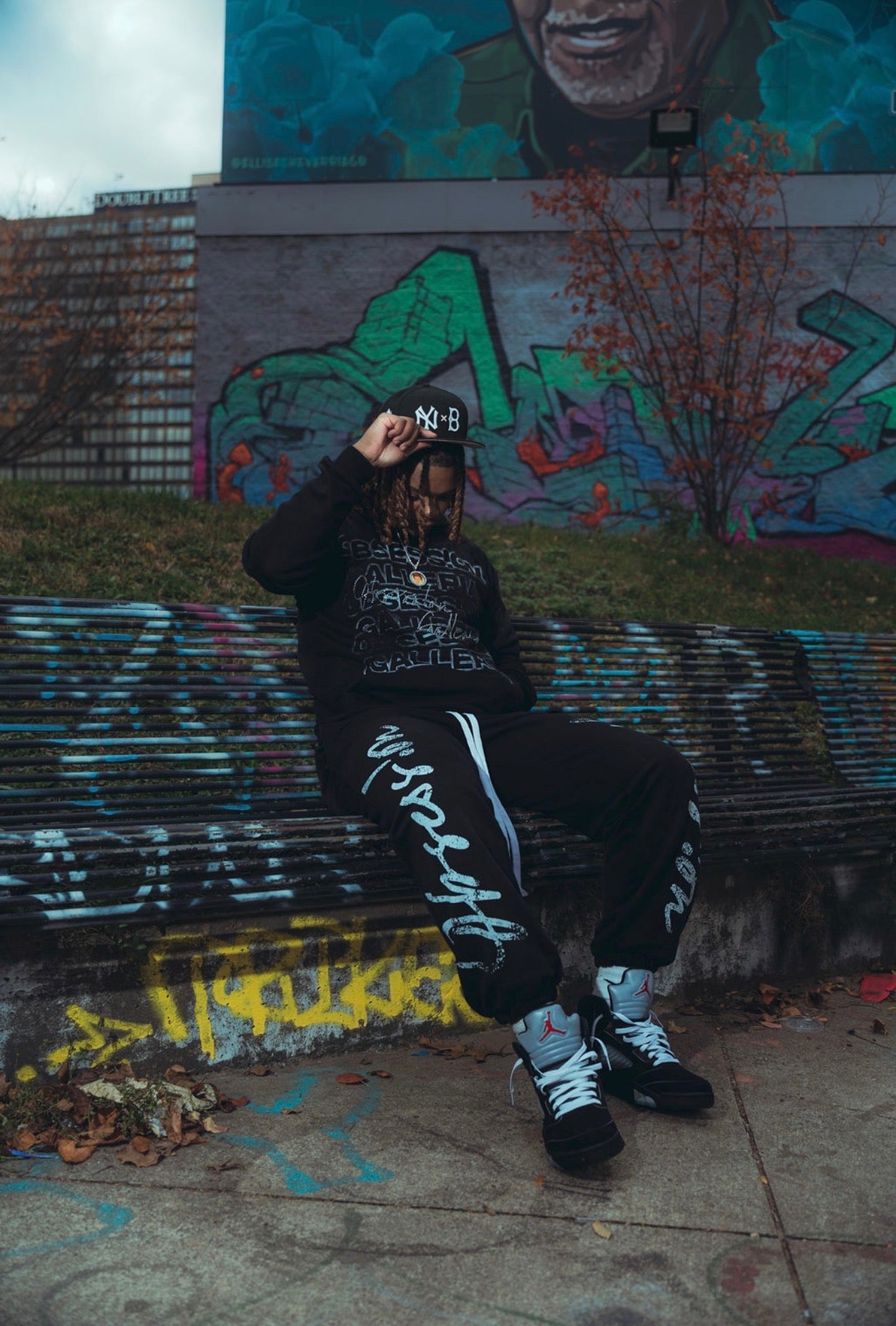 STATEMENT Sweatsuit "Ashy Black"